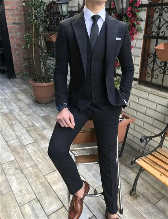 3 Piece Business Men Suits Peaked Lapel Groom Tuxedo Groomsmen Suits Custom Made Formal Wedding Blazer Suit (Jacket+Vest+Pants)
3 Piece Business Men Suits Peaked Lapel Groom Tuxedo Groomsmen Suits Custom Made Formal Wedding Blazer Suit (Jacket+Vest+Pants)