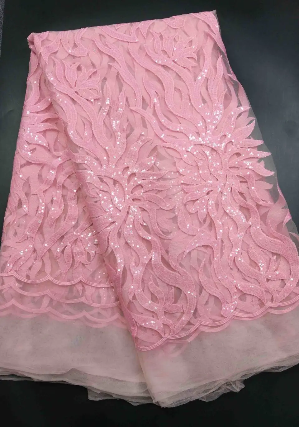 Nigerian Laces Fabric 2021 Gold African Cord Laces Fabrics with Sequins High Quality Nigerian Lace for Wedding Dress M1556
Nigerian Laces Fabric 2021 Gold African Cord Laces Fabrics with Sequins High Quality Nigerian Lace for Wedding Dress M1556