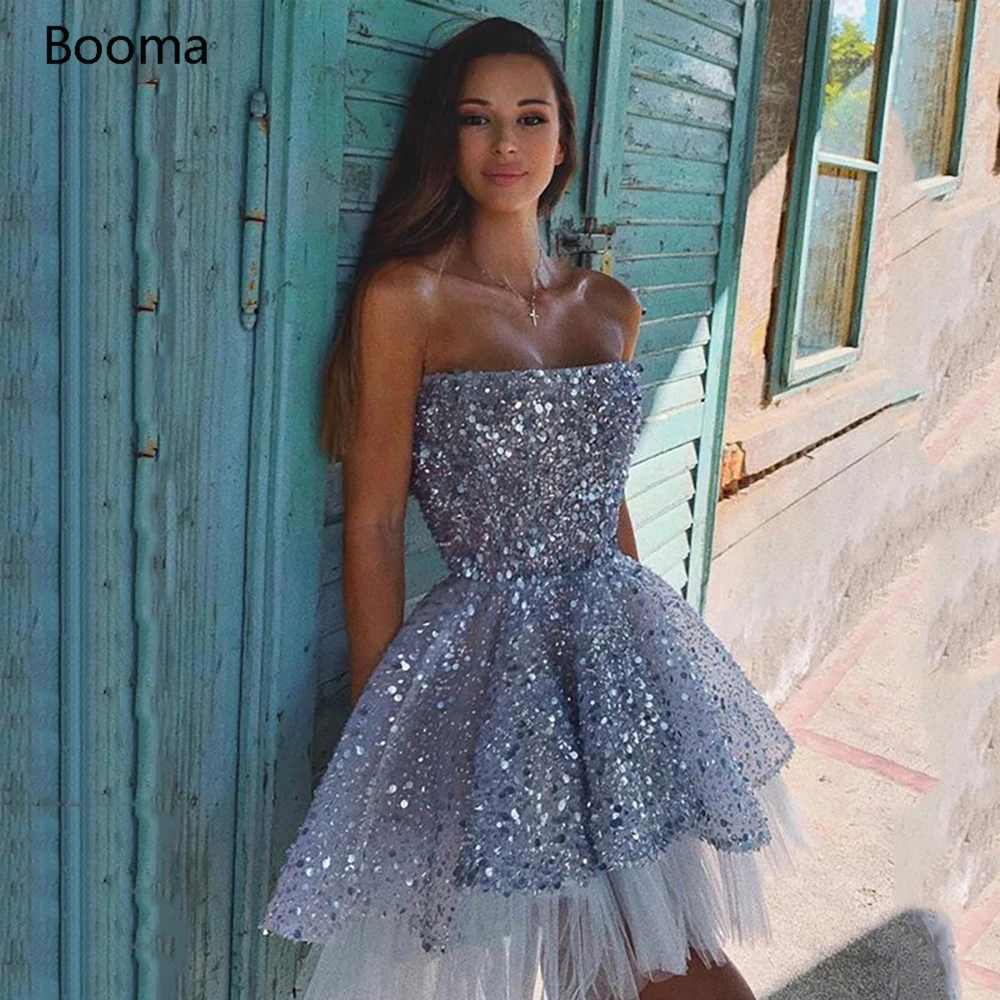 Sparkly A-Line Cocktail Dresses Strapless Sequins Lace Mini Prom Dresses Short Wedding Party Gowns Birthday Graduation Dress
Sparkly A-Line Cocktail Dresses Strapless Sequins Lace Mini Prom Dresses Short Wedding Party Gowns Birthday Graduation Dress