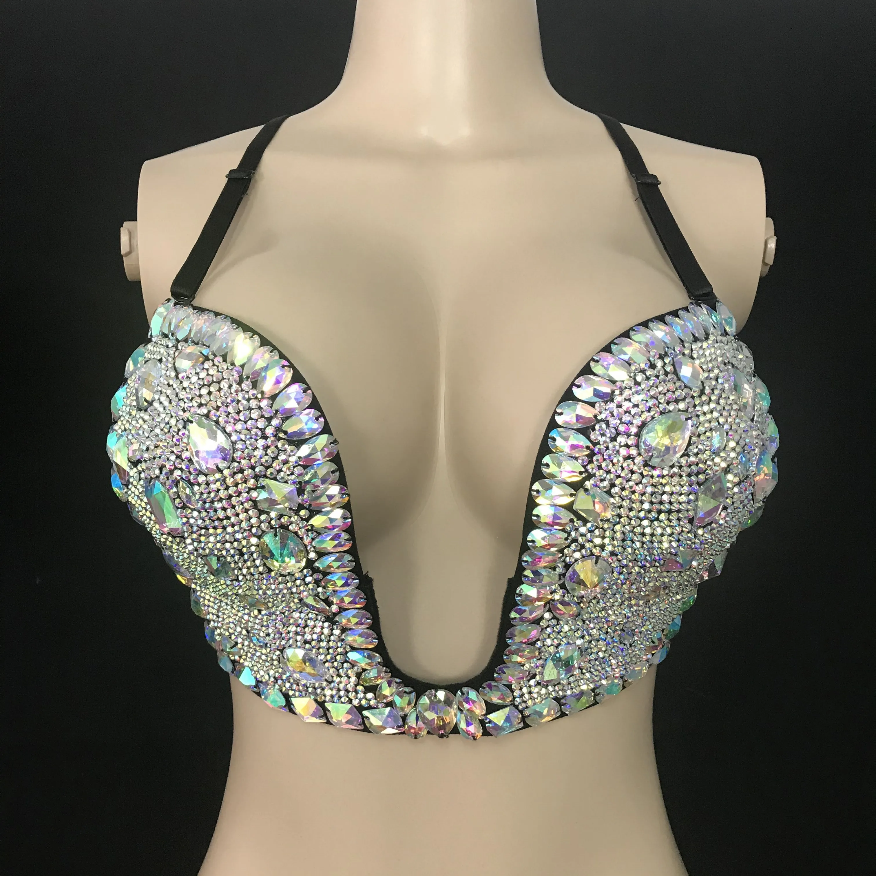 Bright Colorful Rhinestones Bra Female Singer Dance Show Sexy Bra Prom Party Evening Celebrate Ornament Outfit
Bright Colorful Rhinestones Bra Female Singer Dance Show Sexy Bra Prom Party Evening Celebrate Ornament Outfit