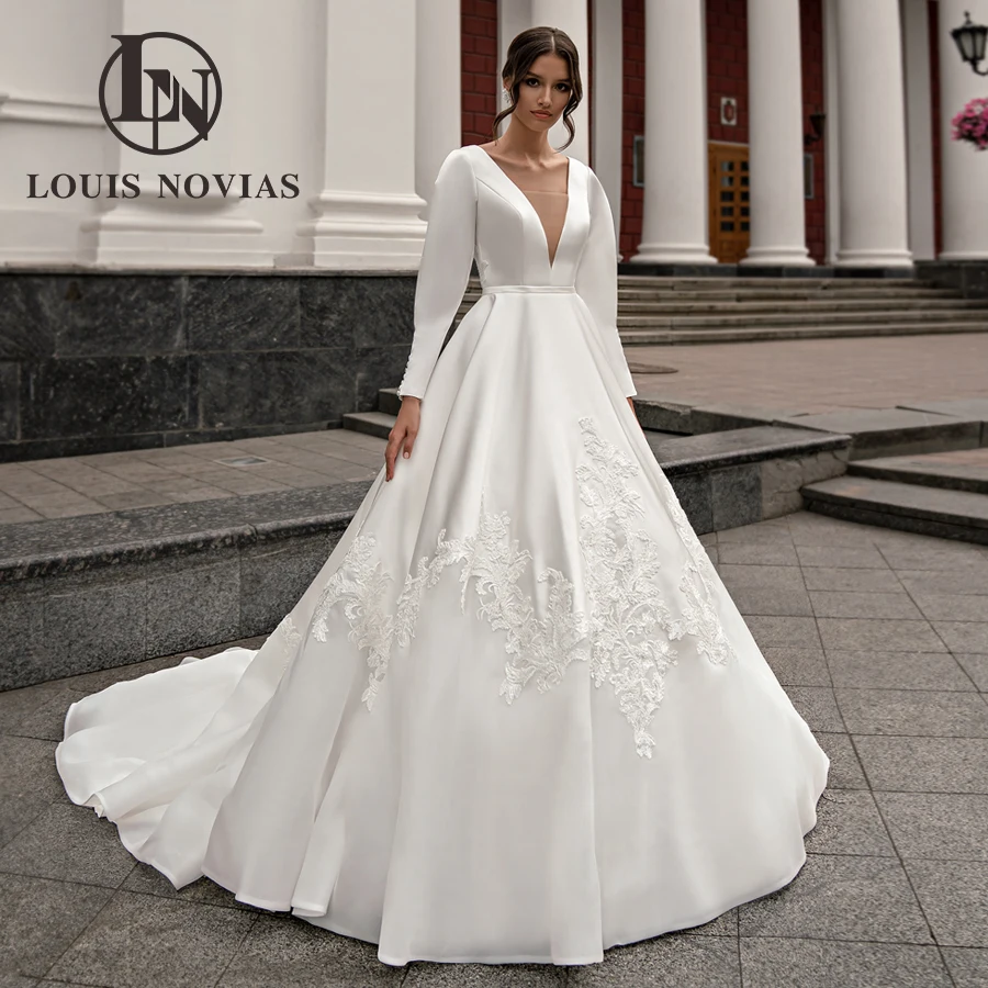 LOUIS NOVIAS Long Sleeve Wedding Dresses For Women Satin Bridal Gown Sexy V-Neck A-Line Bride Skirt Appliques Vestidos De Novia
LOUIS NOVIAS Long Sleeve Wedding Dresses For Women Satin Bridal Gown Sexy V-Neck A-Line Bride Skirt Appliques Vestidos De Novia