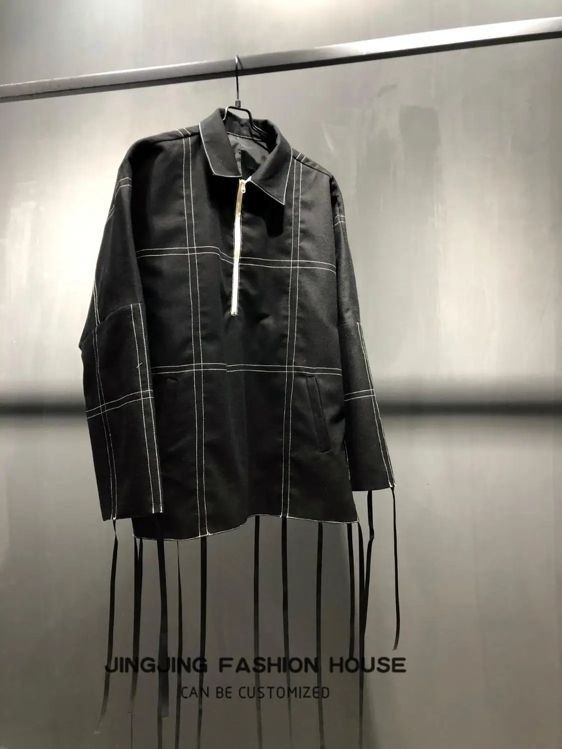 2020 men's loose black pioneer three-dimensional tailoring fashion wool shirt jacket Ming line heavy industry
2020 men's loose black pioneer three-dimensional tailoring fashion wool shirt jacket Ming line heavy industry