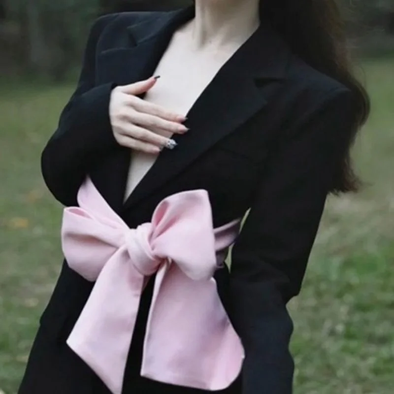 Bow Women Black Blazer Autumn Fashion V-Neck Backless Party Suit Jacket Single Breasted Full Sleeve Lady Medium Long Coat S-XL
Bow Women Black Blazer Autumn Fashion V-Neck Backless Party Suit Jacket Single Breasted Full Sleeve Lady Medium Long Coat S-XL