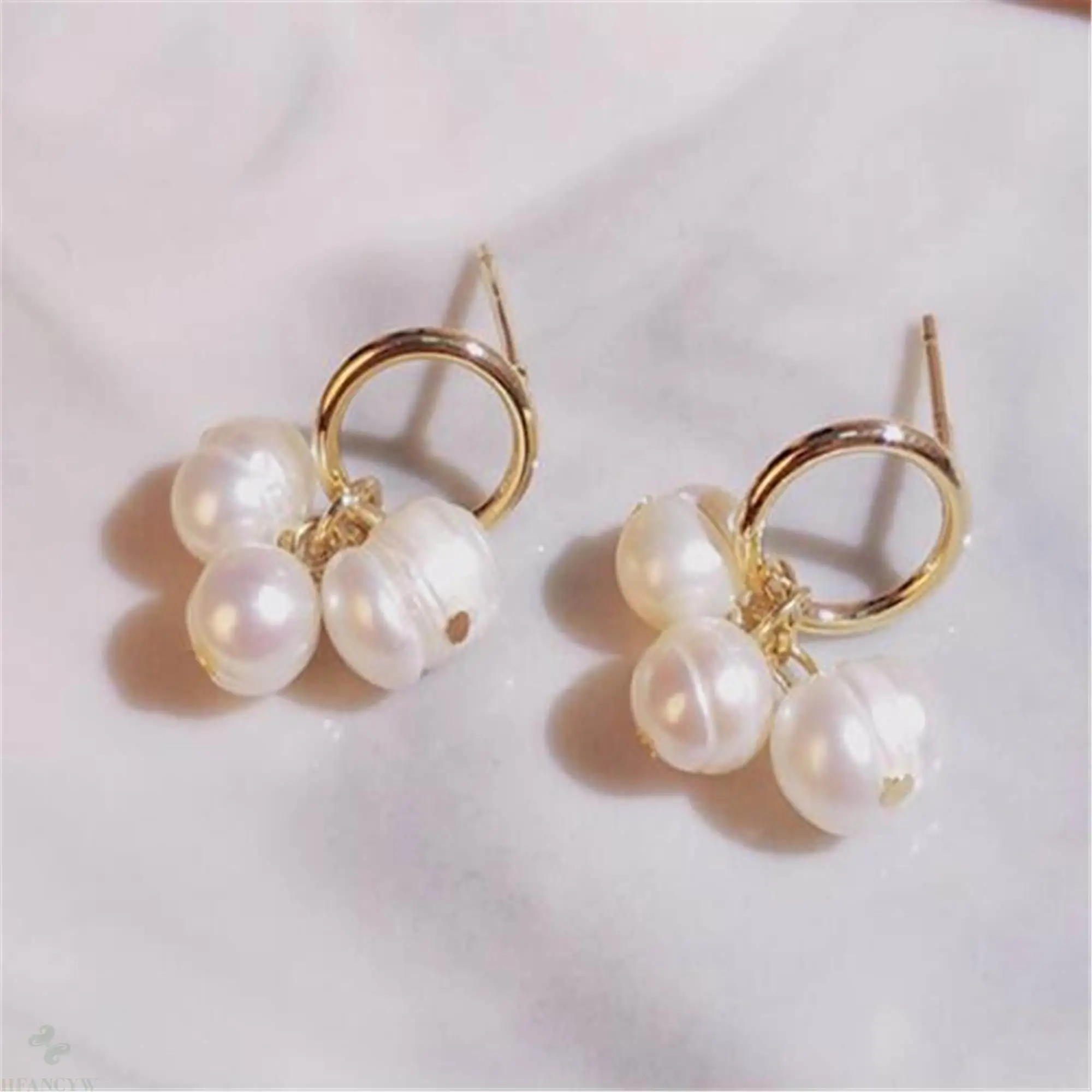 1 Pair White Baroque Pearl Earring 18k Circle Ear Stud Real Luxury Gift Women Fashion Flawless Jewelry Dangle AAA
1 Pair White Baroque Pearl Earring 18k Circle Ear Stud Real Luxury Gift Women Fashion Flawless Jewelry Dangle AAA