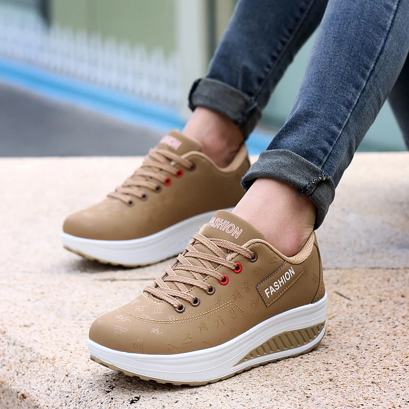 Thicken Mid Heels Platform Walking Shoes Women Non-Slip PU Leather Casual Sport Shoes Female Comfy Autumn Waterprrof Sneaker
Thicken Mid Heels Platform Walking Shoes Women Non-Slip PU Leather Casual Sport Shoes Female Comfy Autumn Waterprrof Sneaker