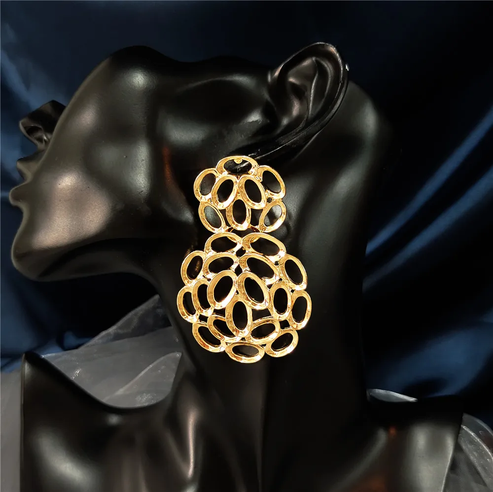 Trendy Round earrings Unique Dangle Drop Statement Earing For Women Gold Color Earrings Gift Wedding Jewelry Accessories 2022
Trendy Round earrings Unique Dangle Drop Statement Earing For Women Gold Color Earrings Gift Wedding Jewelry Accessories 2022