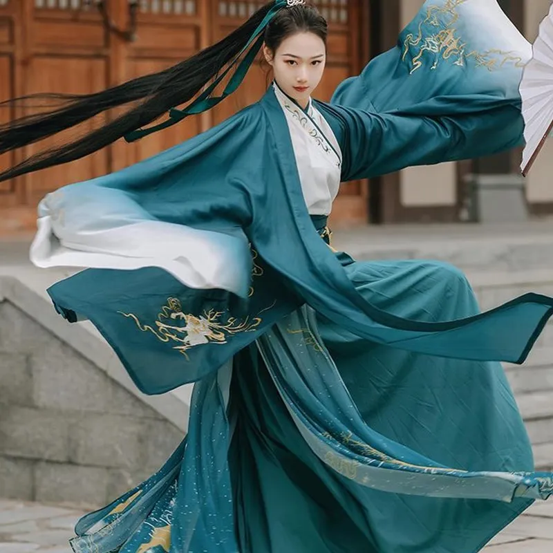 Китайское платье Hanfu градиентные зеленые платья на заказ с вышивкой для сцены и танцев в китайском стиле костюмы для косплея куртка для пар
Китайское платье Hanfu градиентные зеленые платья на заказ с вышивкой для сцены и танцев в китайском стиле костюмы для косплея куртка для пар