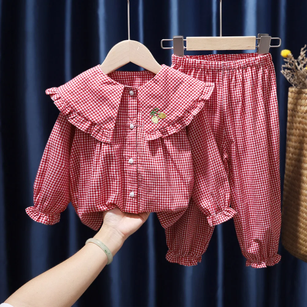 Plaid Kids Pajamas Suits Ruffles Turn Down Collar Baby Girls Shirt Tops+Loose Pants 2Pcs 2022 Spring Children Home Clothes Sets
Plaid Kids Pajamas Suits Ruffles Turn Down Collar Baby Girls Shirt Tops+Loose Pants 2Pcs 2022 Spring Children Home Clothes Sets