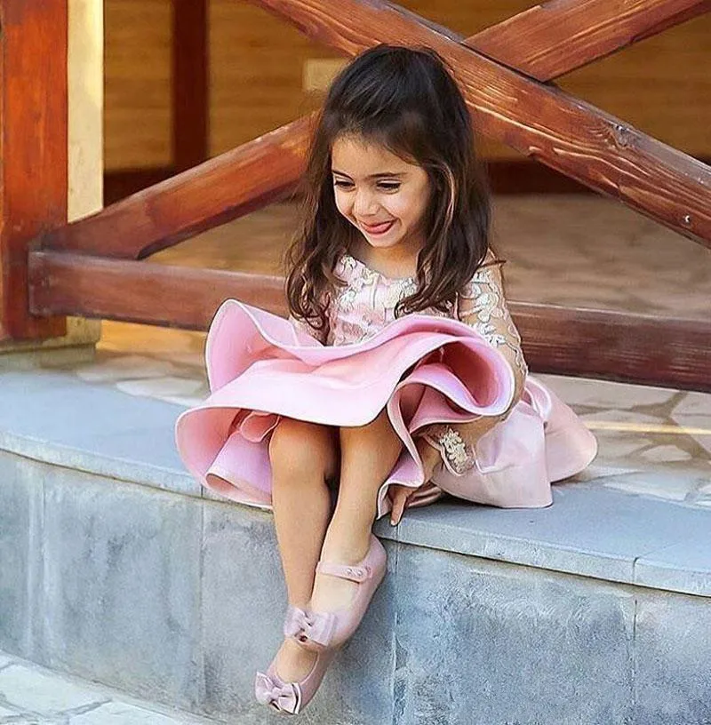 Cute Pink Lace flower girl dress baby toddler tulle birthday gown kids clothes for wedding and party short sleeve
Cute Pink Lace flower girl dress baby toddler tulle birthday gown kids clothes for wedding and party short sleeve