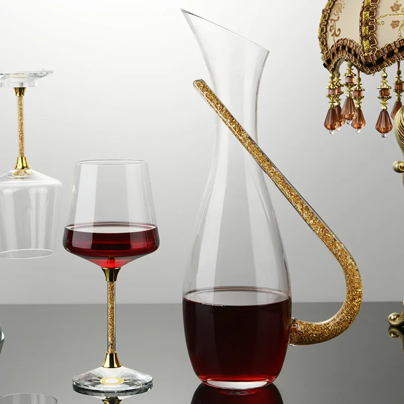 Light Luxury Gold Foil Crystal Red Wine Glass Gyro Rotating Decanters Kit Glass Wine Goblet High-End Wine Set
Light Luxury Gold Foil Crystal Red Wine Glass Gyro Rotating Decanters Kit Glass Wine Goblet High-End Wine Set