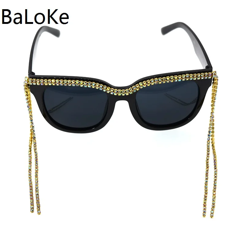 Charm Oversize Cat Eye Sunglasses Women Brand Designer Personality Crystal Vintage Sun Glasses Fashion Shade oculos
Charm Oversize Cat Eye Sunglasses Women Brand Designer Personality Crystal Vintage Sun Glasses Fashion Shade oculos