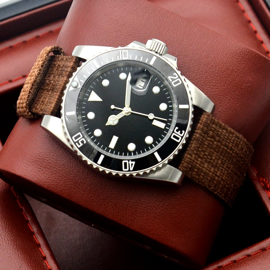 Fashion Casual 40MM Black Dial Luminous Steel Case Mechanical Men's Watch Automatic Watch Ceramic Rotating Bezel
Fashion Casual 40MM Black Dial Luminous Steel Case Mechanical Men's Watch Automatic Watch Ceramic Rotating Bezel