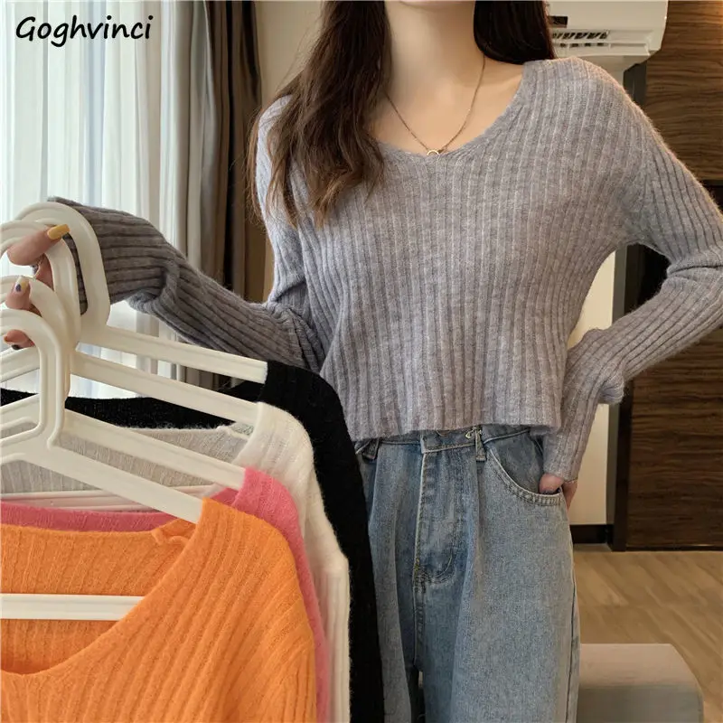 5 Colors Pullovers Women Solid Color Knitted Crop Tops Long Sleeve V-neck Loose Sweaters Fashion Female Korean Basic Warm Jumper
5 Colors Pullovers Women Solid Color Knitted Crop Tops Long Sleeve V-neck Loose Sweaters Fashion Female Korean Basic Warm Jumper