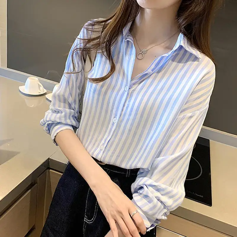 2024 Spring Autumn Women New Elegant Slim Blouses Lady Button Long Sleeve Striped Casual Tops Female Turn Down Collar Shirt R127
2024 Spring Autumn Women New Elegant Slim Blouses Lady Button Long Sleeve Striped Casual Tops Female Turn Down Collar Shirt R127