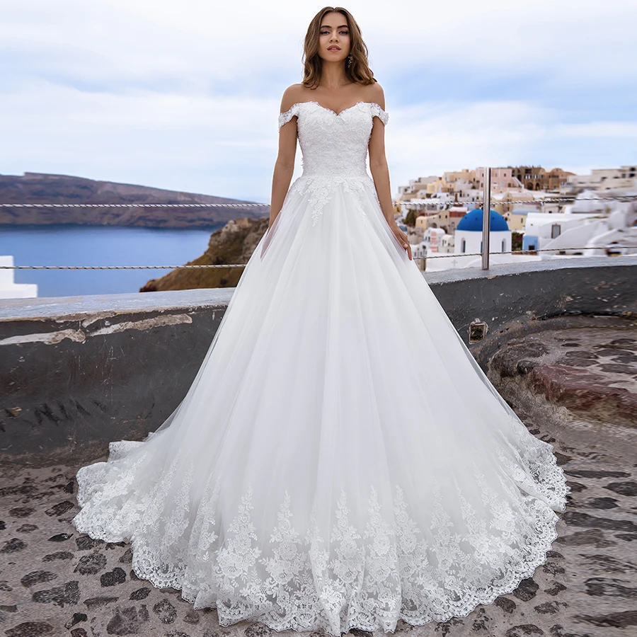 Romantic Off the Shoulder A-line Wedding Dresses 2020 Sweetheart Lace Applique Bridal Wedding Gowns Robe De Mariee
Romantic Off the Shoulder A-line Wedding Dresses 2020 Sweetheart Lace Applique Bridal Wedding Gowns Robe De Mariee