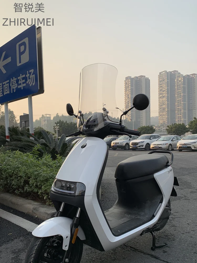 Refitted Windshield and Raised Windshield for Ninebot E-series 80 / 90 / 100 / 125
Refitted Windshield and Raised Windshield for Ninebot E-series 80 / 90 / 100 / 125