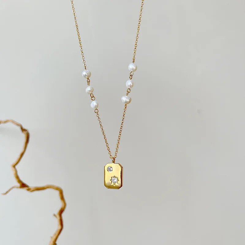 Silvology 925 Sterling Silver Freshwater Pearl Square Pendant Necklace for Women Zircon Star Simple Necklace Luxury Jewelry Gift 
Silvology 925 Sterling Silver Freshwater Pearl Square Pendant Necklace for Women Zircon Star Simple Necklace Luxury Jewelry Gift
