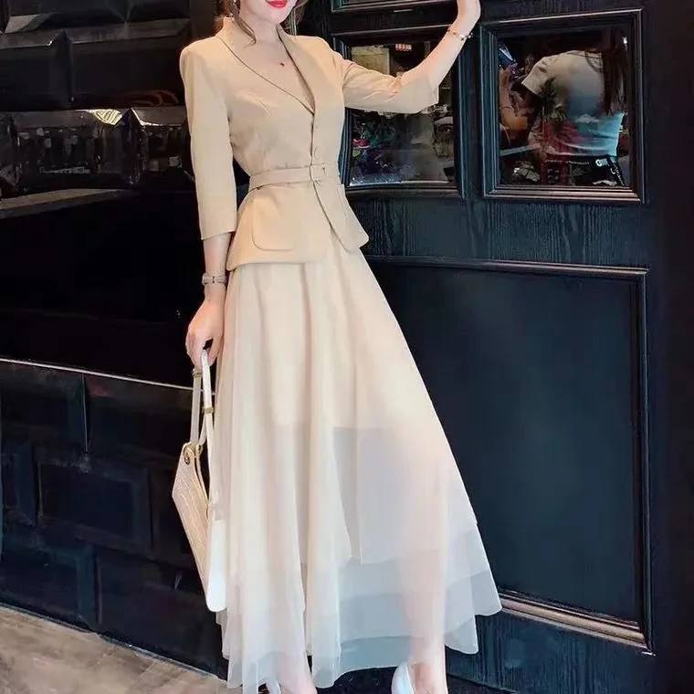 2021 Spring Women's Blazer Coat 2 Pieces Set Office Ladies Fashion Single Button Jacket Blazer Suit with Mesh Dress
2021 Spring Women's Blazer Coat 2 Pieces Set Office Ladies Fashion Single Button Jacket Blazer Suit with Mesh Dress