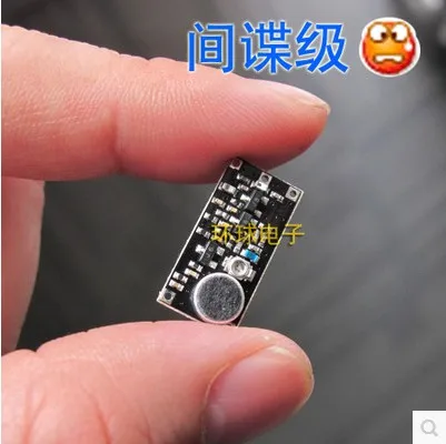 FM transmitter FM wireless radio Wireless microphone board module pitch sensitivity radio microphone
FM transmitter FM wireless radio Wireless microphone board module pitch sensitivity radio microphone