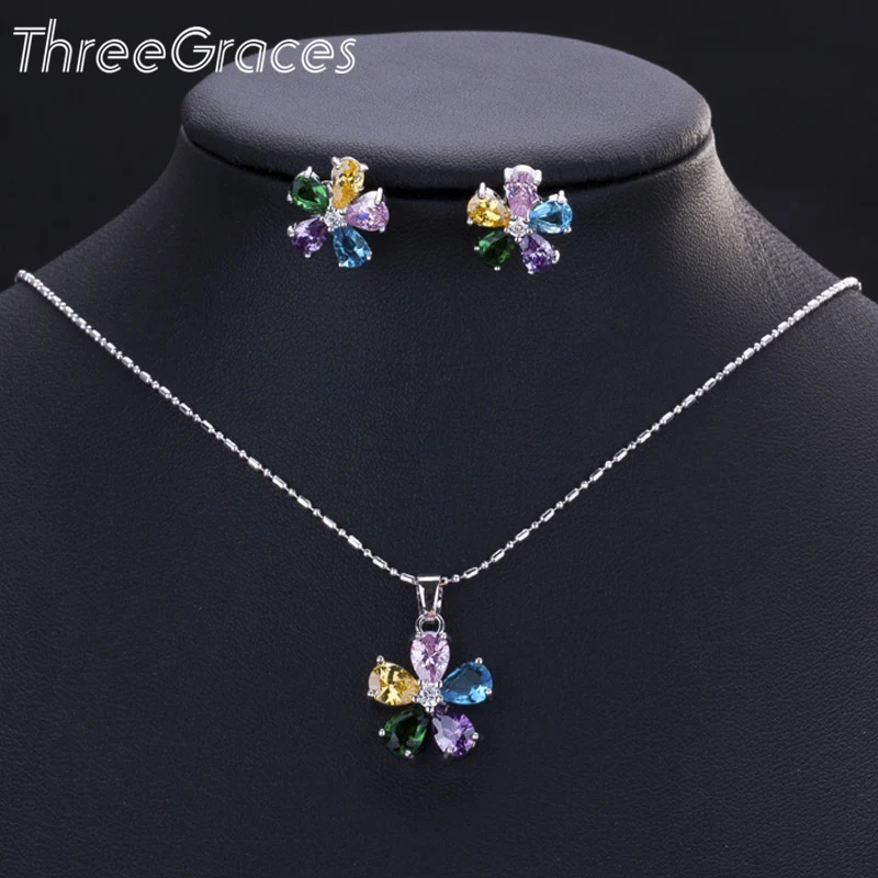 ThreeGraces 2020 Summer Multicolored Zirconia Stones Flower Necklace Earrings Set Fashion Ladies Jewelry Accessories JS159
ThreeGraces 2020 Summer Multicolored Zirconia Stones Flower Necklace Earrings Set Fashion Ladies Jewelry Accessories JS159