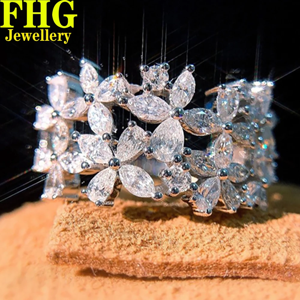 18K Au750 White Gold Ring 1.25Carat Nature Diamond Flower Ring Heart Wedding Party Engagement Anniversary Fashion Elegant
18K Au750 White Gold Ring 1.25Carat Nature Diamond Flower Ring Heart Wedding Party Engagement Anniversary Fashion Elegant