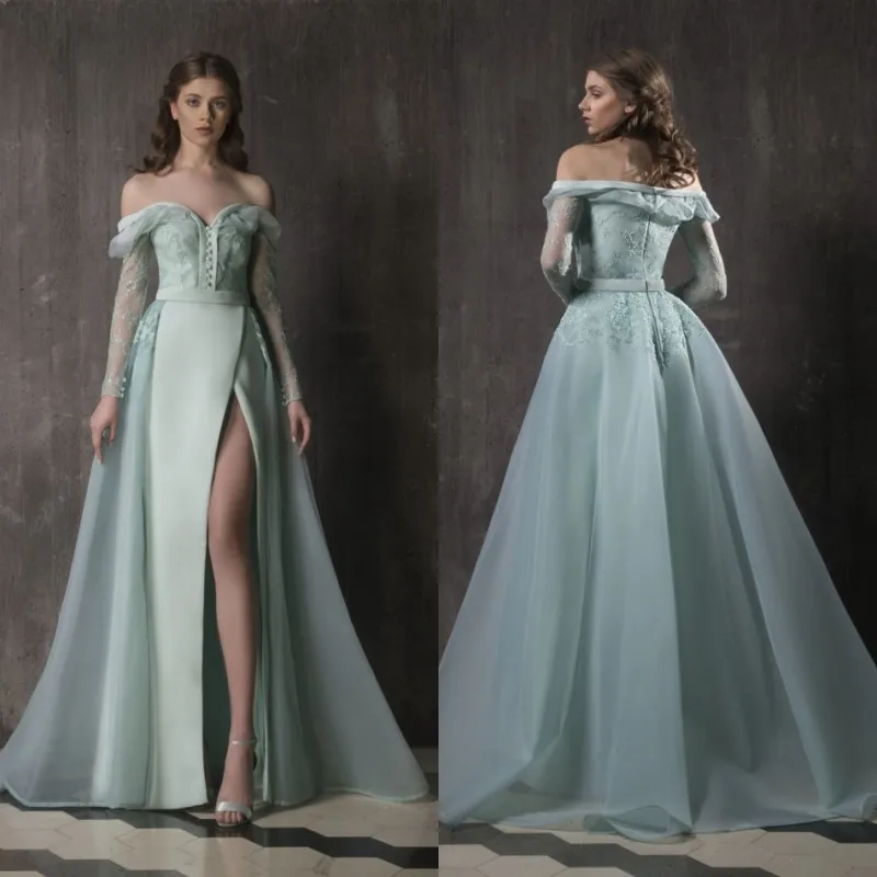 2020 Prom Dresses Off Shoulder Long Sleeve Lace Appliques Evening Gowns High Side Split Floor Length Special Occasion Dress
2020 Prom Dresses Off Shoulder Long Sleeve Lace Appliques Evening Gowns High Side Split Floor Length Special Occasion Dress