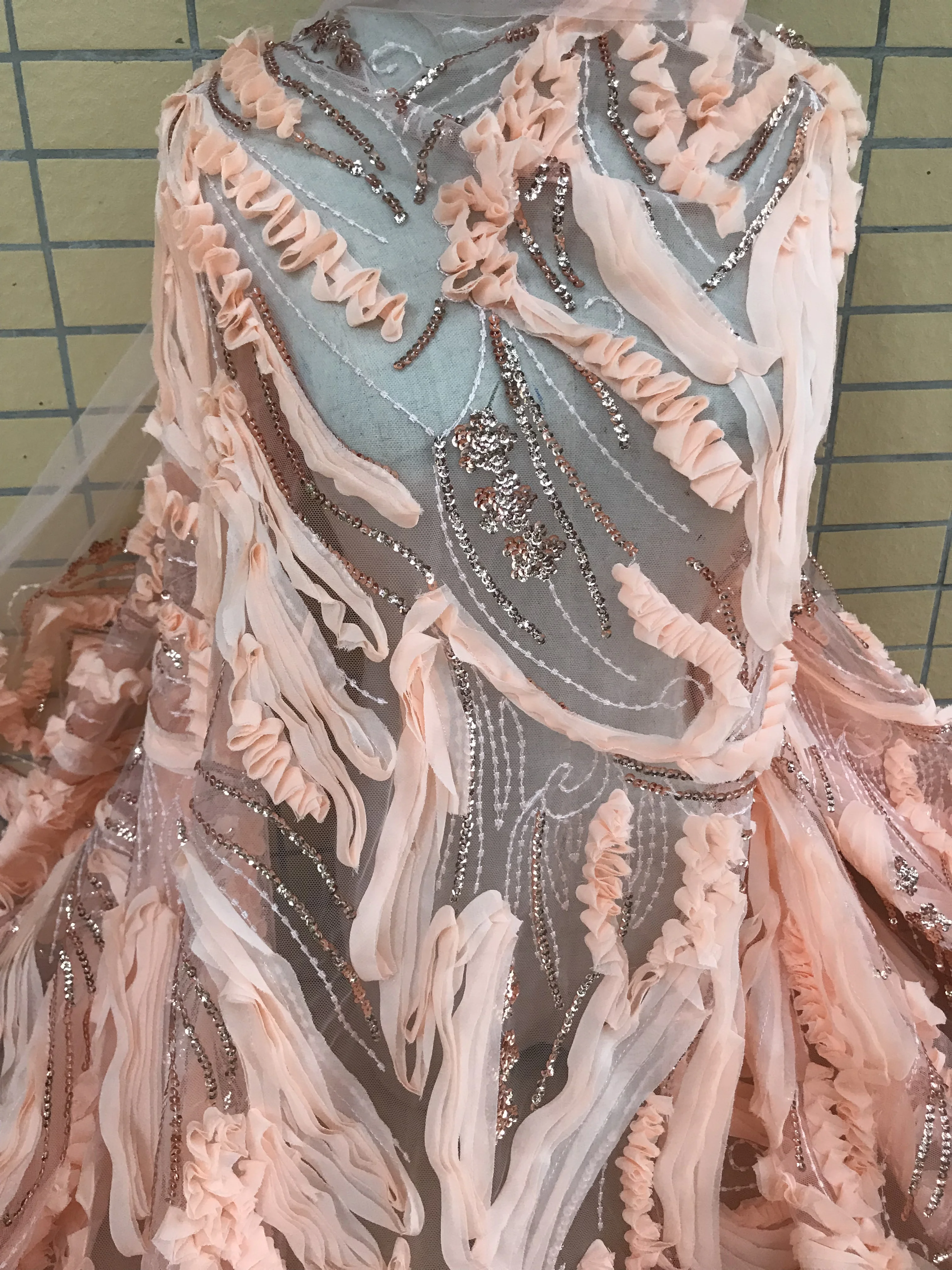 French lace fabric embroidery tulle net fabric ZH-828815 for bridal dress
French lace fabric embroidery tulle net fabric ZH-828815 for bridal dress