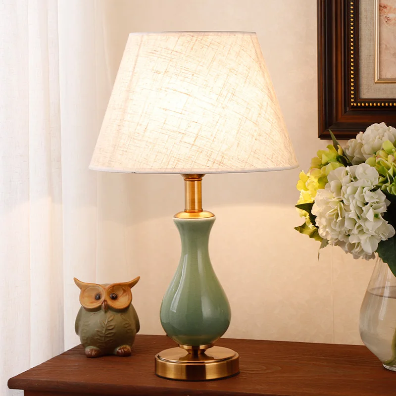 Green Ceramic Table Lamp for Bedroom American-Style Simple Home Chinese-Style Bedside Lamp Table Lanterns Desk Lamp 220v EU Plug
Green Ceramic Table Lamp for Bedroom American-Style Simple Home Chinese-Style Bedside Lamp Table Lanterns Desk Lamp 220v EU Plug