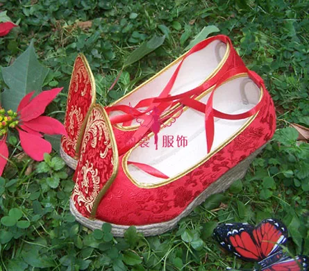 12 Designs Female Women's Hanfu Shoes Traditional Chinese Warp Shoes Slipsole 8-9cm High Heel Shoes for Cosplay TV Play Stage
12 Designs Female Women's Hanfu Shoes Traditional Chinese Warp Shoes Slipsole 8-9cm High Heel Shoes for Cosplay TV Play Stage