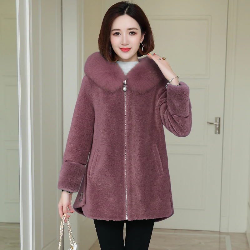 Fox Fashion High Quality Fur Collar Fur Jacket 100% Wool Women's Jacket 2020 Soft Warm Wool Fur Coat Feminine Clothes Ropazjt363
Fox Fashion High Quality Fur Collar Fur Jacket 100% Wool Women's Jacket 2020 Soft Warm Wool Fur Coat Feminine Clothes Ropazjt363
