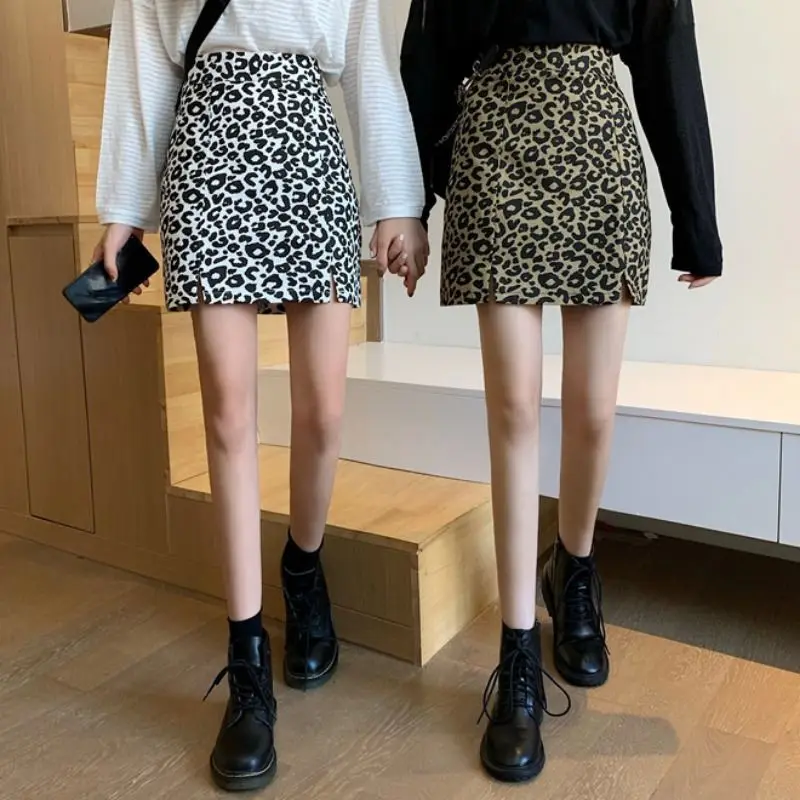 Vintage Leopard Split Skirt High Waist A- line Skirt for Women Woman Skirts Mujer Faldas Saias Mulher
Vintage Leopard Split Skirt High Waist A- line Skirt for Women Woman Skirts Mujer Faldas Saias Mulher