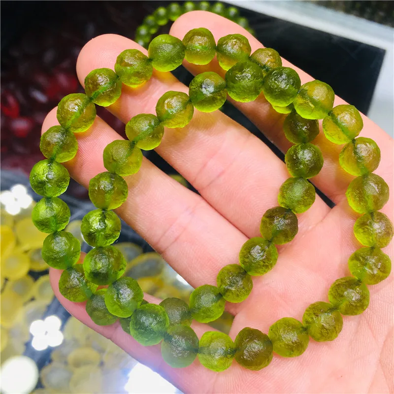 8 мм Moldavite Чешский метеорит ударный стеклянный браслет натуральный грубый камень кристалл энергетический камень 1 шт.
8 мм Moldavite Чешский метеорит ударный стеклянный браслет натуральный грубый камень кристалл энергетический камень 1 шт.