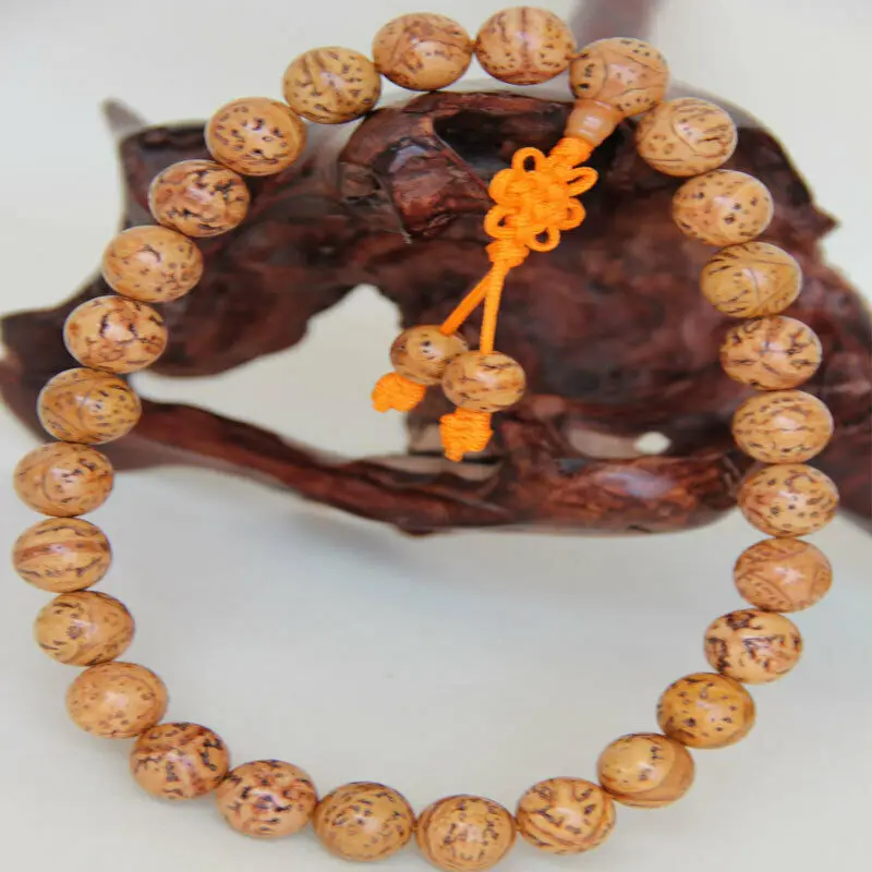 Dragon Eyes Bodhi Seeds Tibetan Buddhism 18+1 Prayer Beads MALA (Car Adornment)
Dragon Eyes Bodhi Seeds Tibetan Buddhism 18+1 Prayer Beads MALA (Car Adornment)