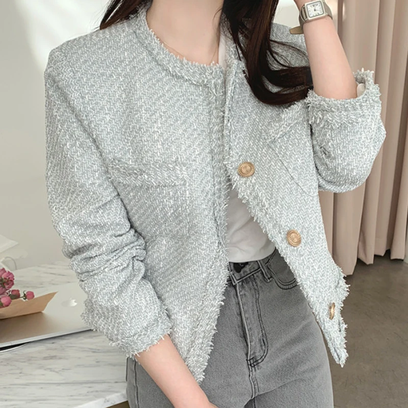 Autumn Retro O-Neck Chic Three-button Tassel Stitching Tweed Short Jacket Women Thick Short Women's Jacket
Autumn Retro O-Neck Chic Three-button Tassel Stitching Tweed Short Jacket Women Thick Short Women's Jacket