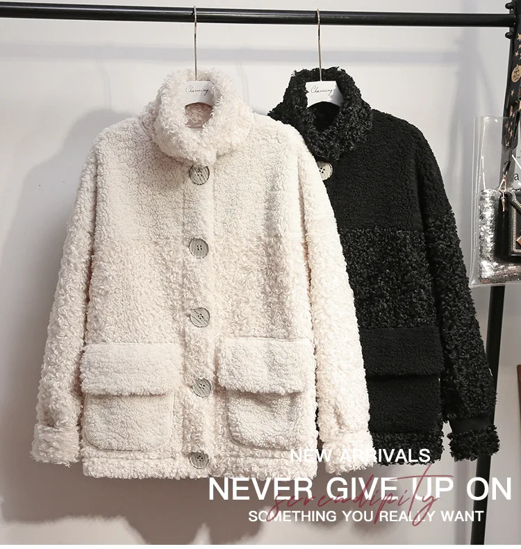 Women's Autumn Plus Size Winter Coat Clothes 2023 Faux Fur Jacket Coats and Jackets Women B2357 KJ5257
Women's Autumn Plus Size Winter Coat Clothes 2023 Faux Fur Jacket Coats and Jackets Women B2357 KJ5257