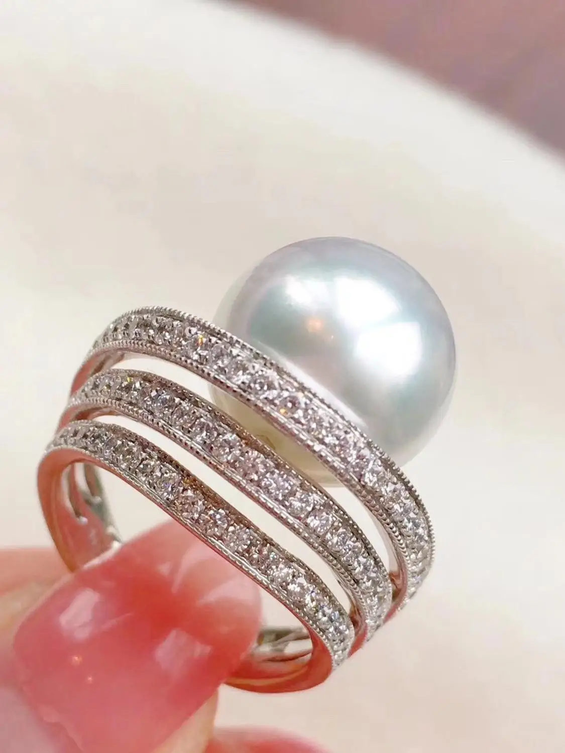 D327 Pearl Ring Fine Jewelry 925 Stelring Silver Natural 11-12mm Fresh Water White Pearls Female's Rings
D327 Pearl Ring Fine Jewelry 925 Stelring Silver Natural 11-12mm Fresh Water White Pearls Female's Rings