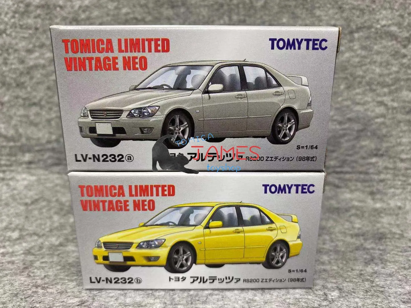 1:64 TOMYTEC limited vintage Neo TLV LV-N232a/b Toyota Altezza RS200 collection die casting alloy car model
1:64 TOMYTEC limited vintage Neo TLV LV-N232a/b Toyota Altezza RS200 collection die casting alloy car model