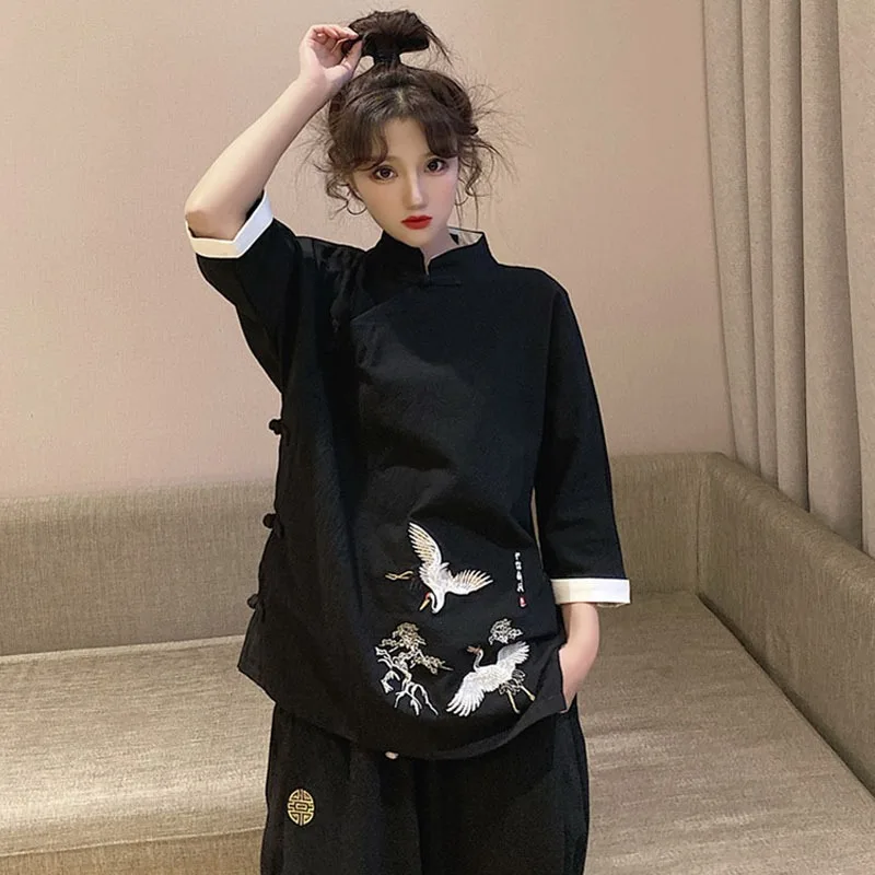 Women Men Chinese Style Tang Suit Crane Embroidery Oriental Clothing Casual Retro Fashion Cheongsam Tops Blouse Pants Kungfu Set
Women Men Chinese Style Tang Suit Crane Embroidery Oriental Clothing Casual Retro Fashion Cheongsam Tops Blouse Pants Kungfu Set