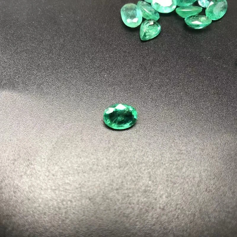 YULEM New Arrival Natural Emerald VVVS Grade 6*8mm for Jewelry DIY Natural Gem Fine Jewelry
YULEM New Arrival Natural Emerald VVVS Grade 6*8mm for Jewelry DIY Natural Gem Fine Jewelry