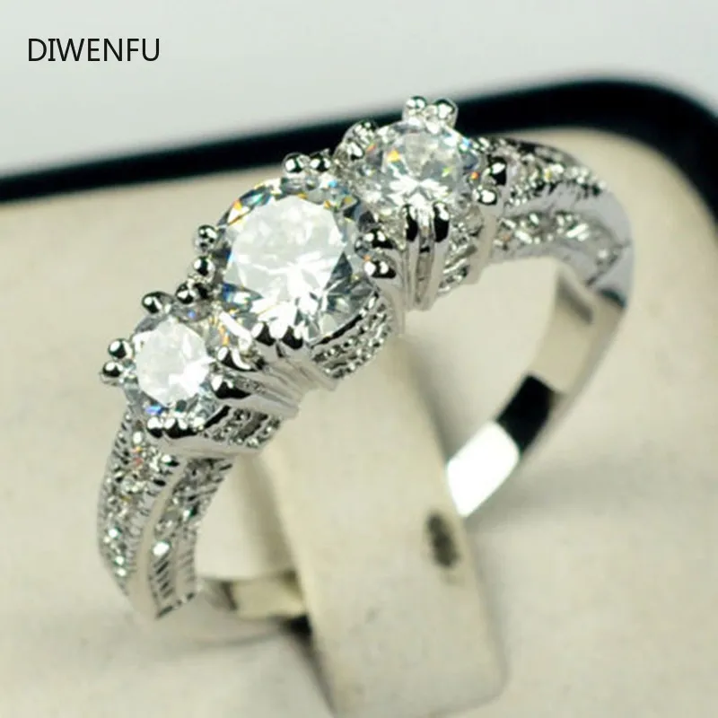 2021 Luxury Diamond S925 Sterling Silver Rings for Women Vintage Wedding Rings for Couples Fine Fashion Diamond Fine Jewelry
2021 Luxury Diamond S925 Sterling Silver Rings for Women Vintage Wedding Rings for Couples Fine Fashion Diamond Fine Jewelry