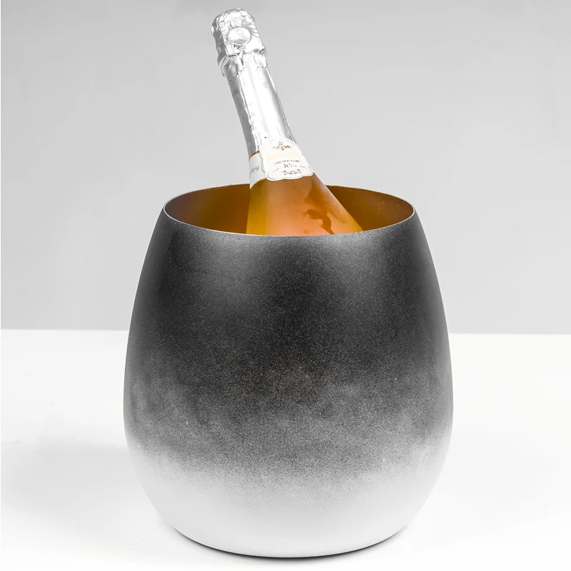 Fashion Ice Bucket Gradient Stainless Steel Champagne Ice Bucket Creative Egg Shell Home Bar Ktv Beer Wine Holder decoration
Fashion Ice Bucket Gradient Stainless Steel Champagne Ice Bucket Creative Egg Shell Home Bar Ktv Beer Wine Holder decoration