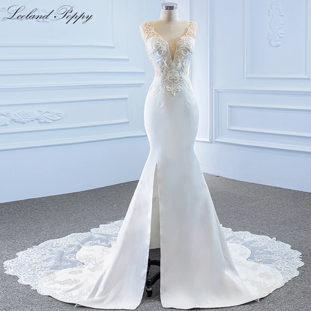 Lceland Poppy Customized V Neck Satin Mermaid Wedding Dresses Sleeveless Beaded Lace Appliques Bridal Gowns with Slit
Lceland Poppy Customized V Neck Satin Mermaid Wedding Dresses Sleeveless Beaded Lace Appliques Bridal Gowns with Slit