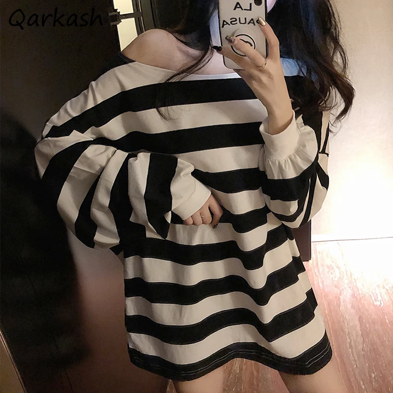 Sweatshirts Women Striped Loose Fashion Slash Neck Design High Street All-match Ladies Minimalist Vintage Autumn Clothing Preppy
Sweatshirts Women Striped Loose Fashion Slash Neck Design High Street All-match Ladies Minimalist Vintage Autumn Clothing Preppy