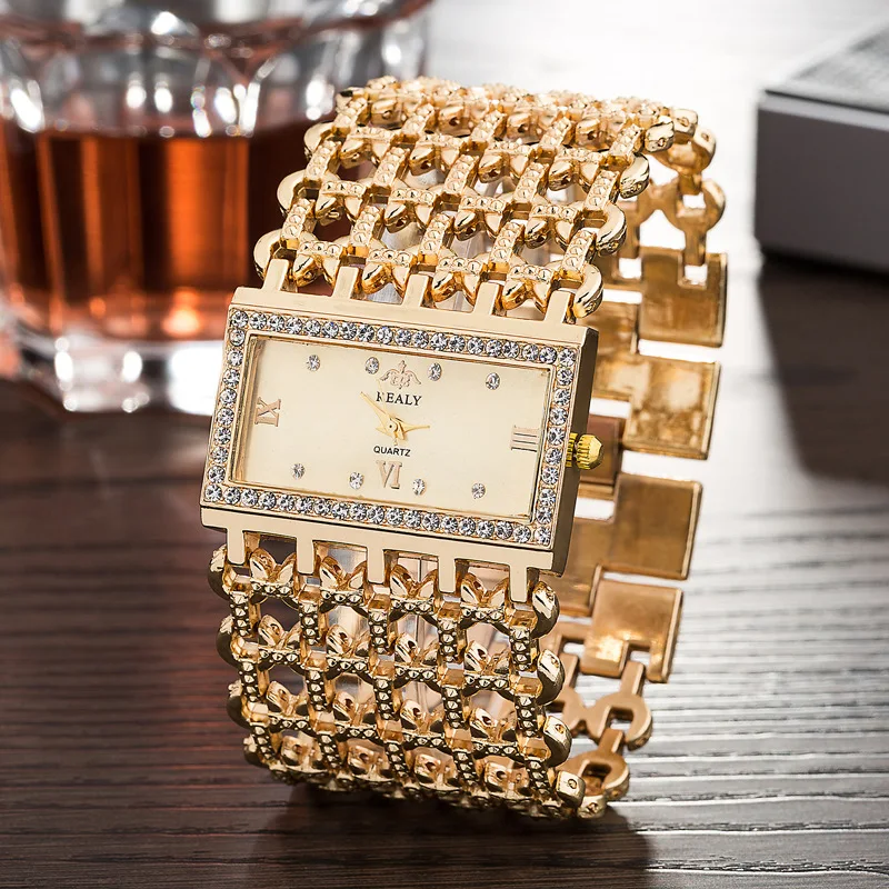 2024 Luxury Women Golden Stainless Steel Bracelet Watch Ladies Fashion Hollow Strap Dress Watch Female Casual Clock Relogio Hot
2024 Luxury Women Golden Stainless Steel Bracelet Watch Ladies Fashion Hollow Strap Dress Watch Female Casual Clock Relogio Hot