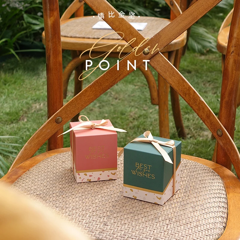 30pcs/lot Handle Romantic Marriage Candy Packaging Paper Box Creativity Specially Birthday Party Chocolate Cookie Candy Bag
30pcs/lot Handle Romantic Marriage Candy Packaging Paper Box Creativity Specially Birthday Party Chocolate Cookie Candy Bag