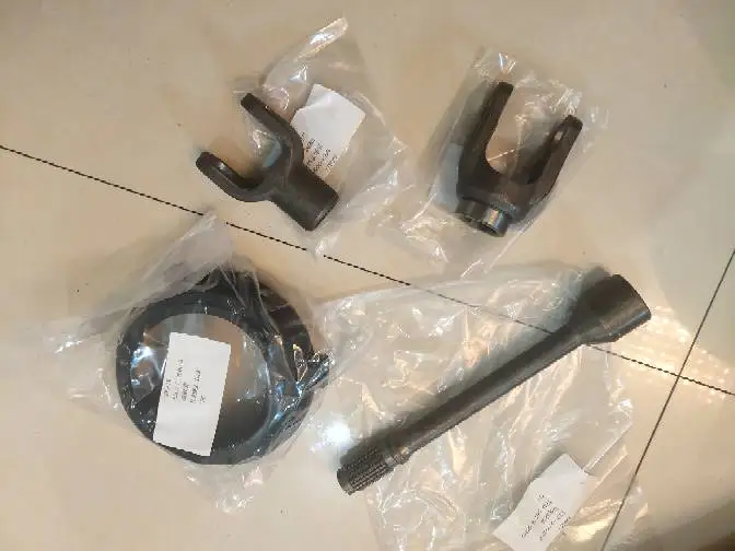 FRONT TRANSMISSION BOX FRONT AND REAR CONNECTOR/ CROSS JOINT / DRIVE SHAFT/RUBBER COVER FOR JIANSHE 400ATV
FRONT TRANSMISSION BOX FRONT AND REAR CONNECTOR/ CROSS JOINT / DRIVE SHAFT/RUBBER COVER FOR JIANSHE 400ATV