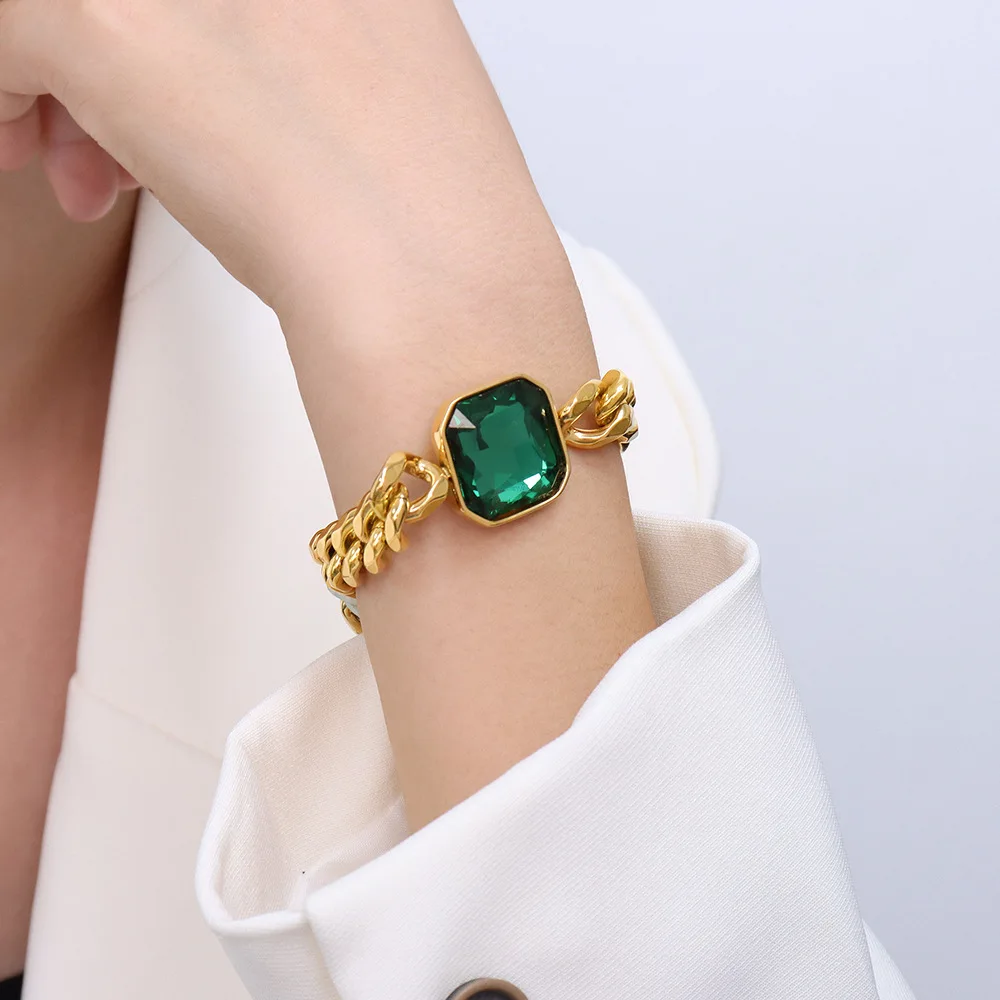 2021 New Arrival Cuban Chain Stainless Steel Green Cubic Zirconia Square Charms Bracelets For Women Girl Trendy Jewelry Gift
2021 New Arrival Cuban Chain Stainless Steel Green Cubic Zirconia Square Charms Bracelets For Women Girl Trendy Jewelry Gift