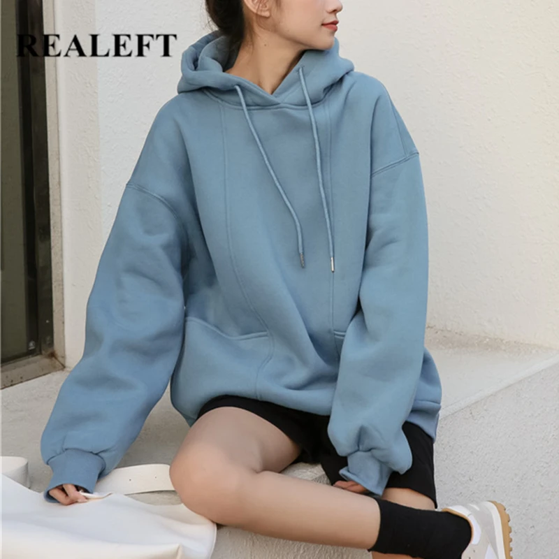 REALEFT 2021 New Winter Thick Hooded Pullovers Women Elegant Solid Color Front Pocket Long Sleeve Ladies Casual Autumn Hoodies 
REALEFT 2021 New Winter Thick Hooded Pullovers Women Elegant Solid Color Front Pocket Long Sleeve Ladies Casual Autumn Hoodies