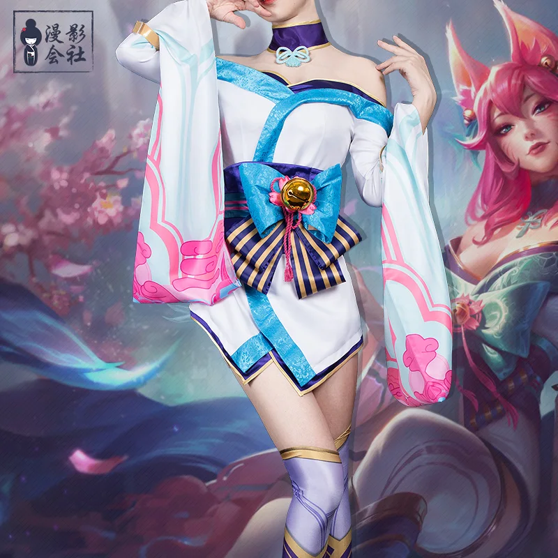 2020 Hot New!!LOL Spirit Blossom Tailed Fox Ahri cosplay costume Women New dress Free Shipping
2020 Hot New!!LOL Spirit Blossom Tailed Fox Ahri cosplay costume Women New dress Free Shipping