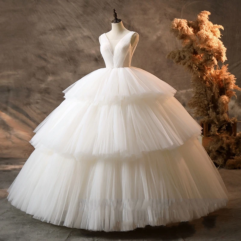 Luxury TuTu Wedding Dresses 2025 V-Neck Pleats Tulle Bridal Bride Gown Lace Up 3 Layers Vestidos De Novia
Luxury TuTu Wedding Dresses 2025 V-Neck Pleats Tulle Bridal Bride Gown Lace Up 3 Layers Vestidos De Novia